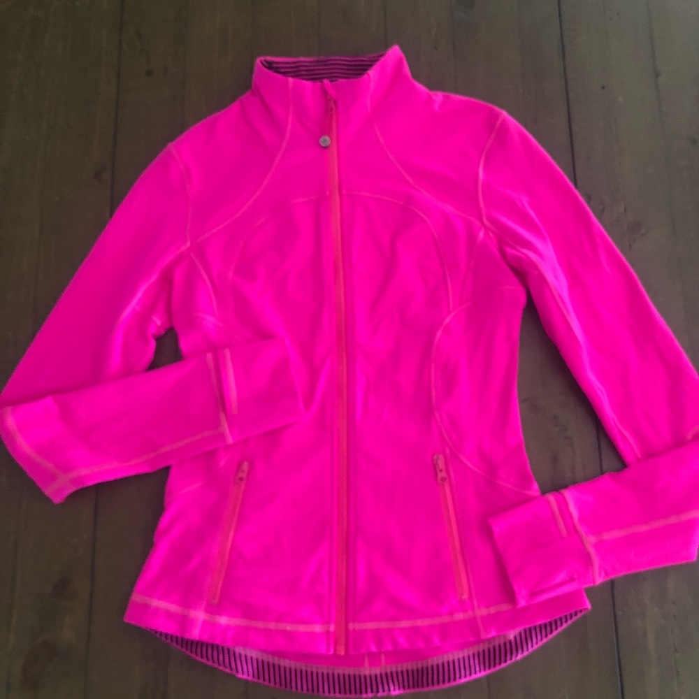 1-Hr Sale❗️Lululemon Pink Zip-up Jacket Sz. 6